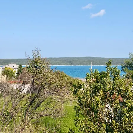 House Evita With Sea View Nerezine