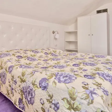 Pensión House Evita With Sea View Nerezine