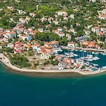 House Evita With Sea View 3* Nerezine