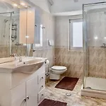 House Evita With Sea View 3* Nerezine