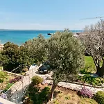 House Evita With Sea View 3*