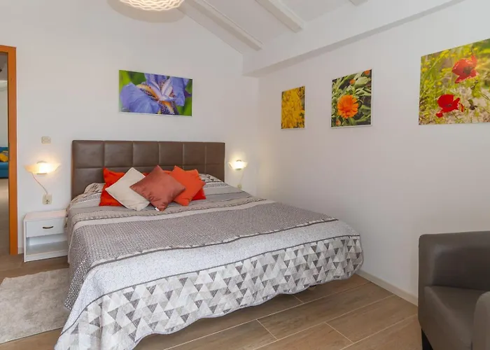 House Evita With Sea View 3*
